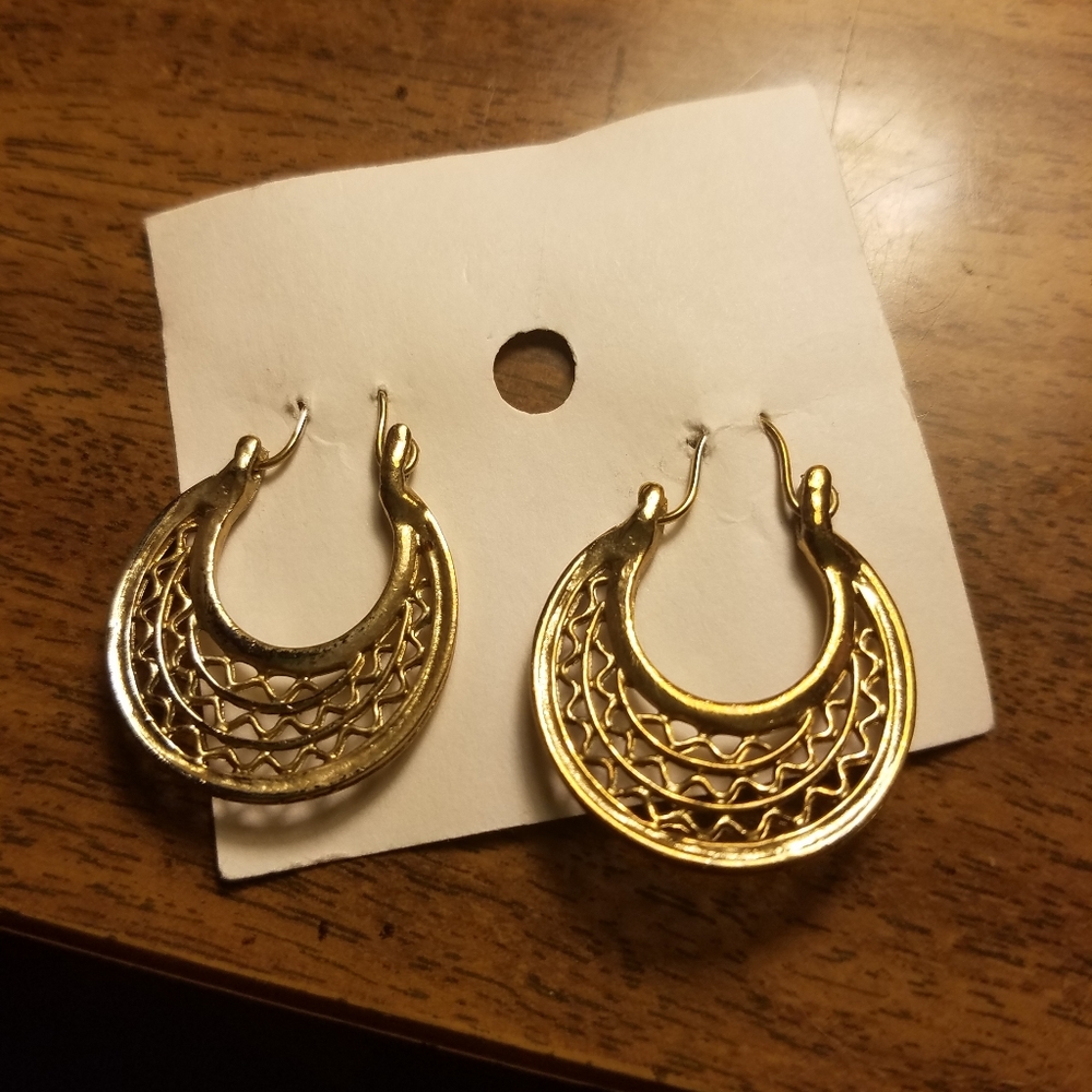 Gold Colored Patterned Earrings